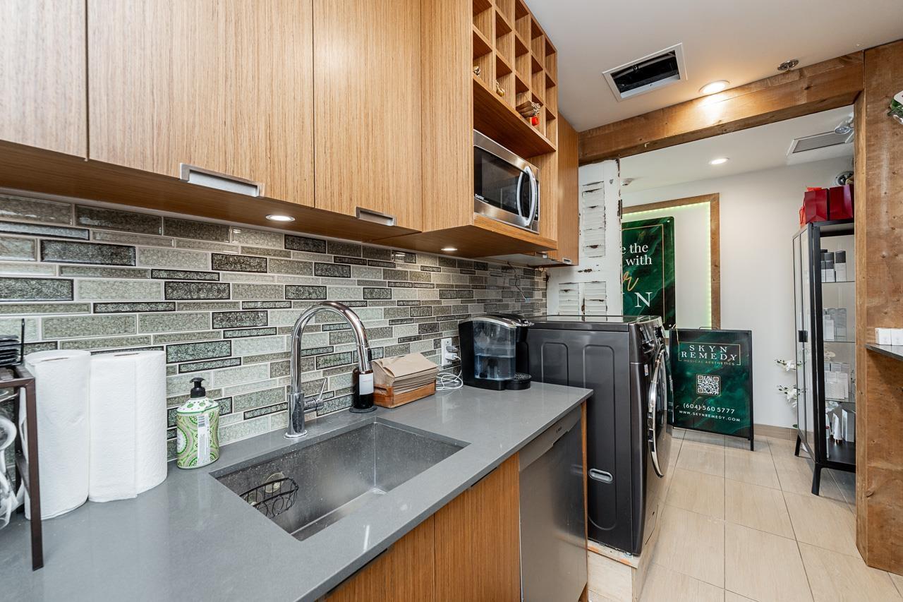 14811 Marine Drive Property Photo 12