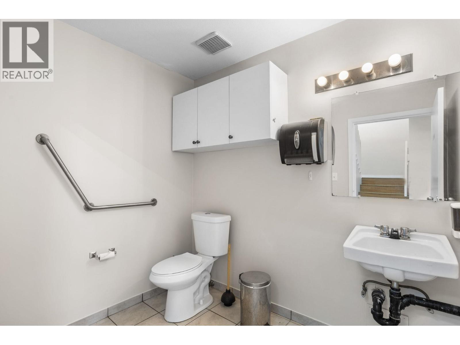 101 7450 Lowland Drive Property Photo 15