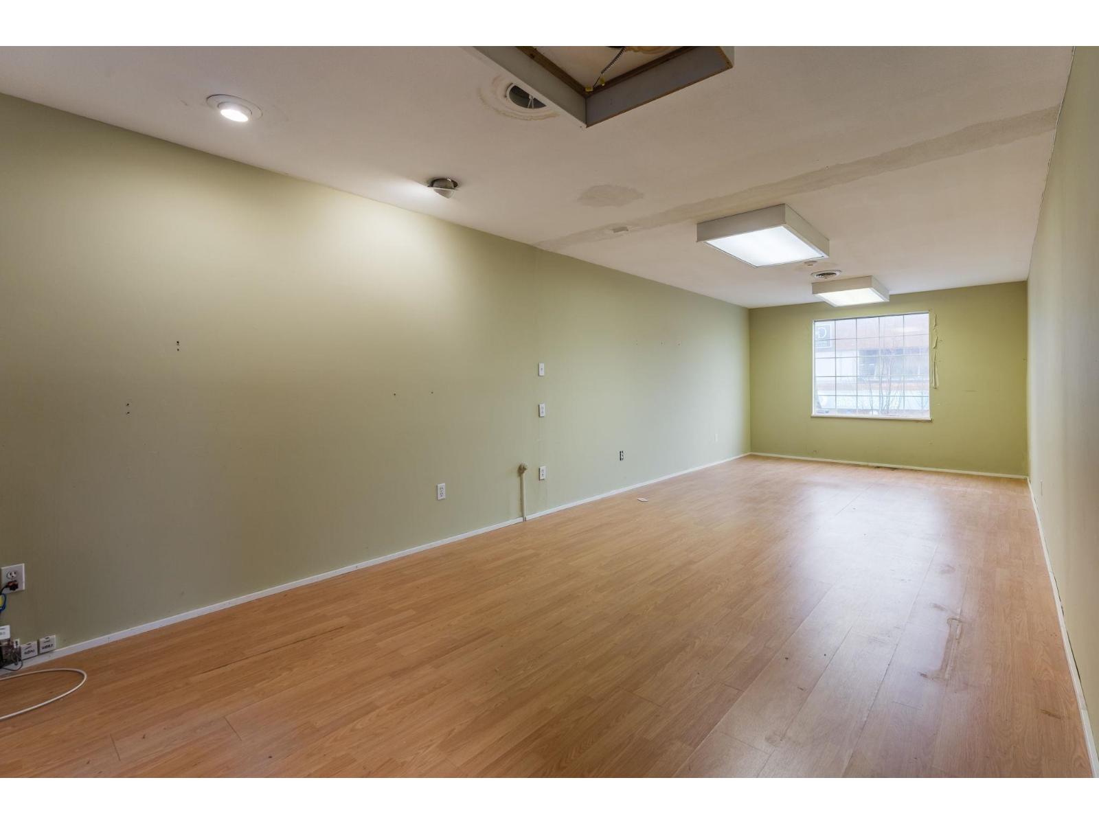 207 20466 FRASER HIGHWAY Property Photo 1