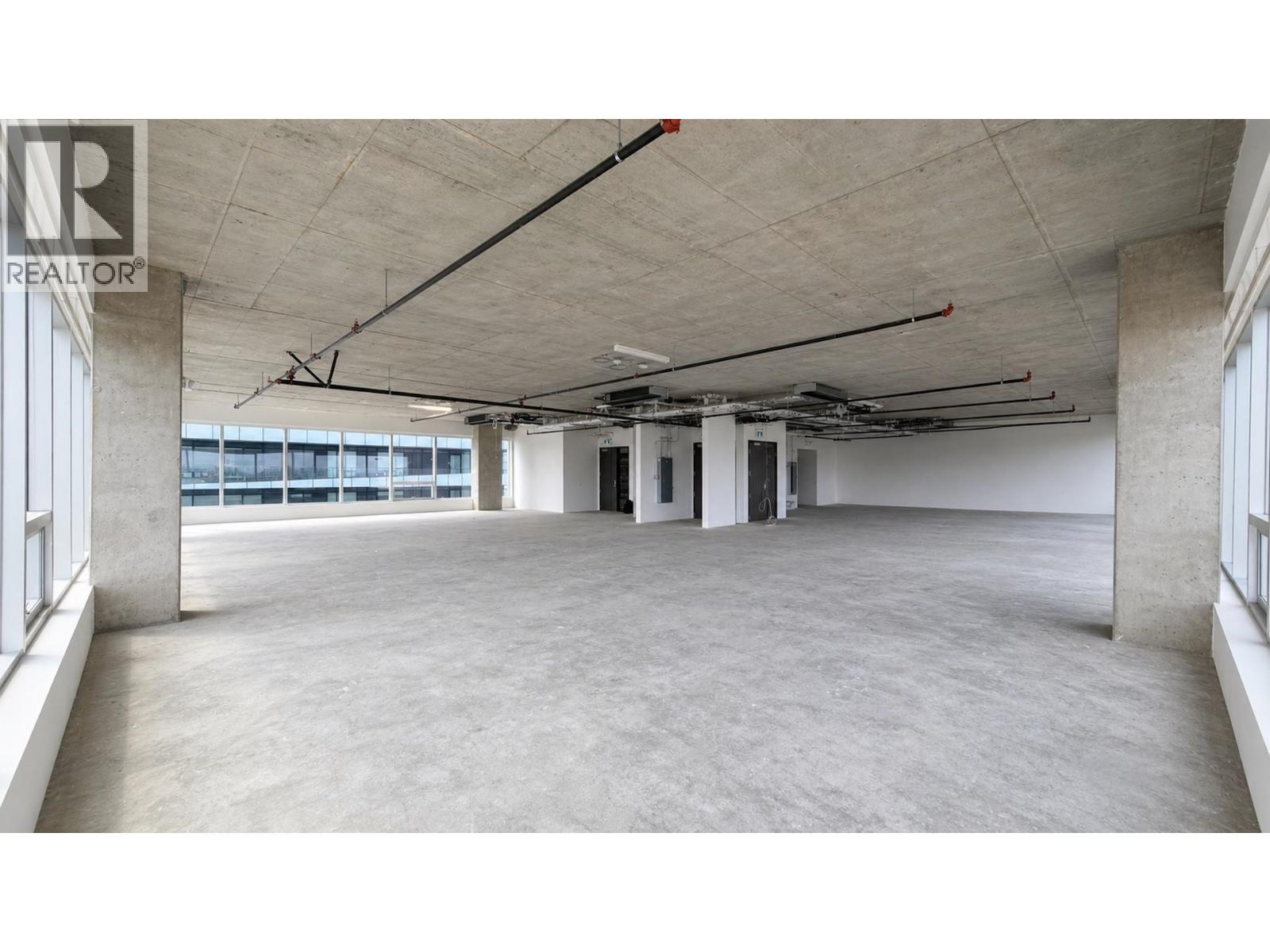 1035 5599 NO. 3 ROAD Property Photo 1