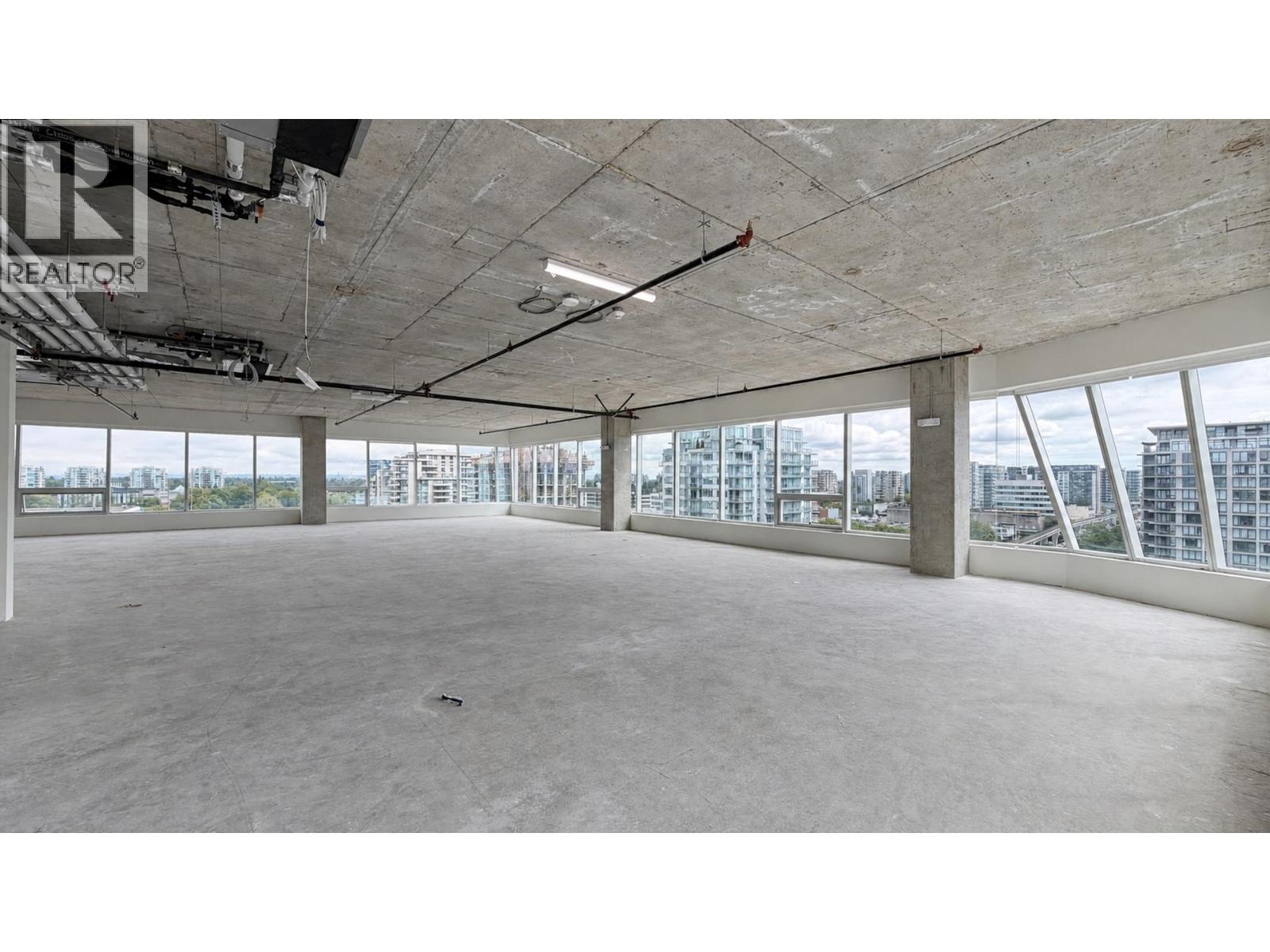 1040 5599 No. 3 Road Property Photo 3