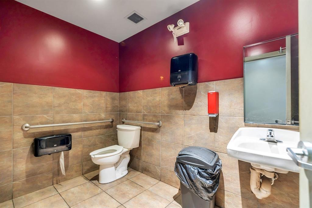 71 32500 South Fraser Way Property Photo 10