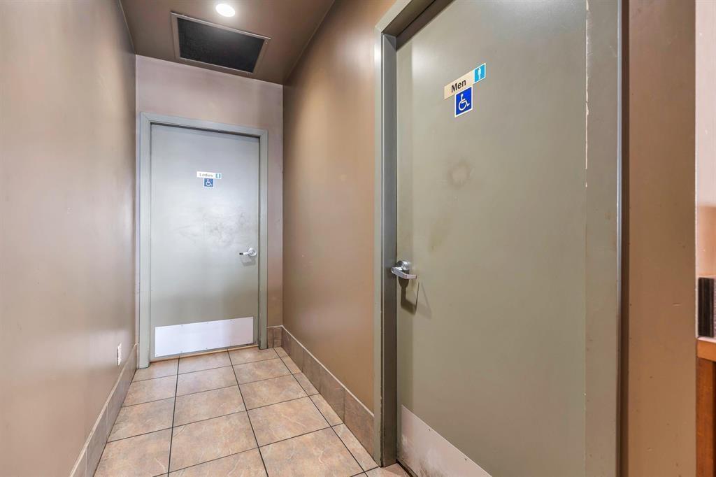 71 32500 South Fraser Way Property Photo 11
