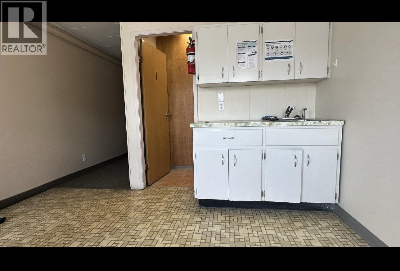 248 Reid Street Property Photo 6