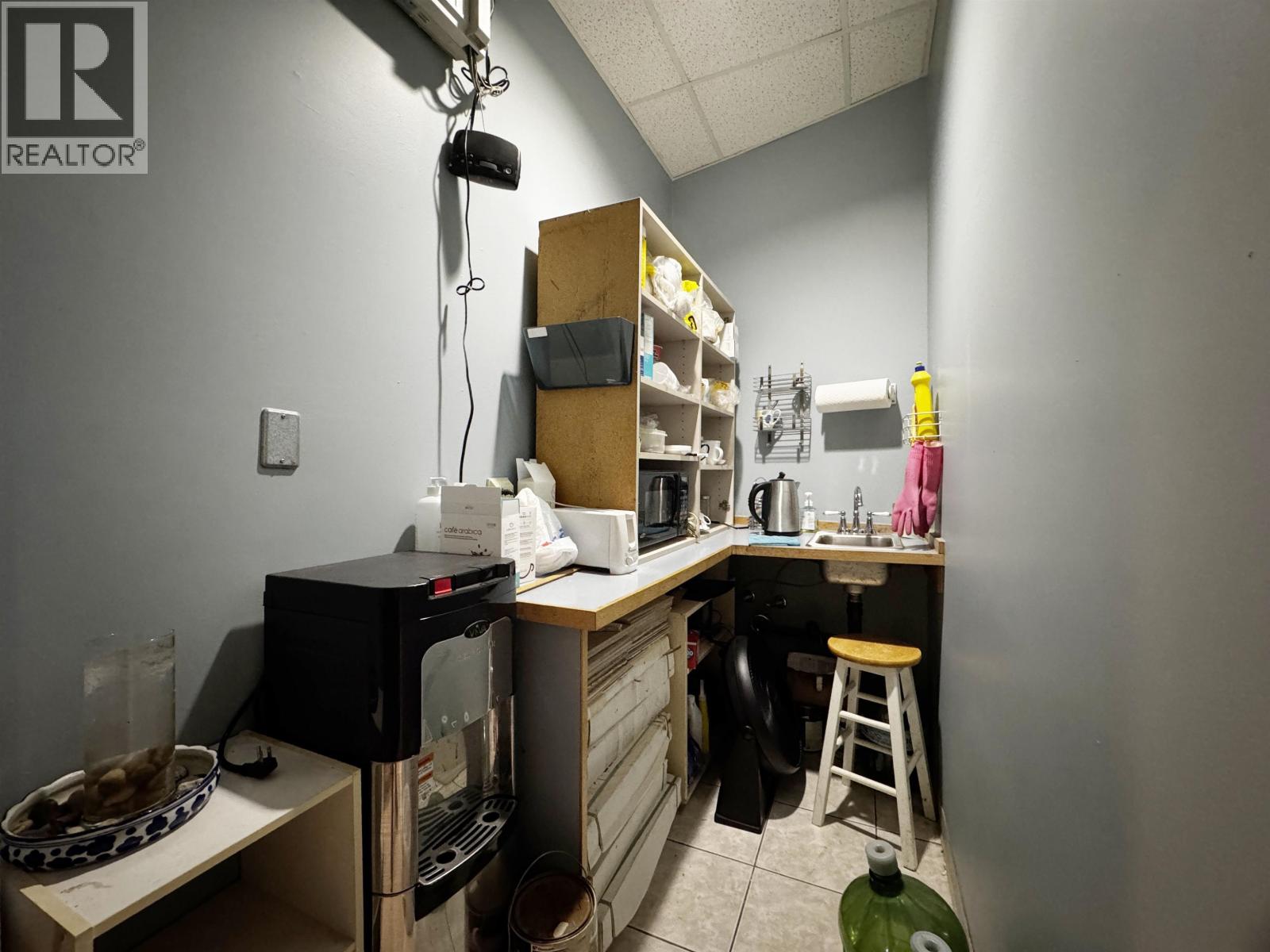 2236 Kingsway Property Photo 7