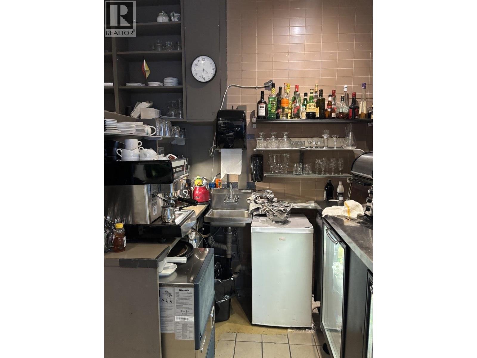4120 Hastings Street Property Photo 7
