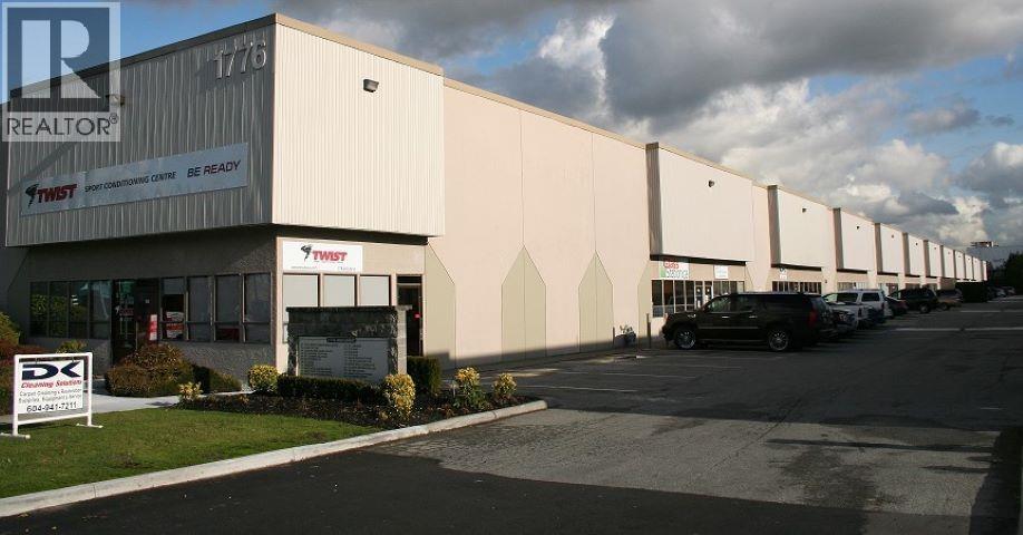 120 1772 Broadway Street Property Photo 1