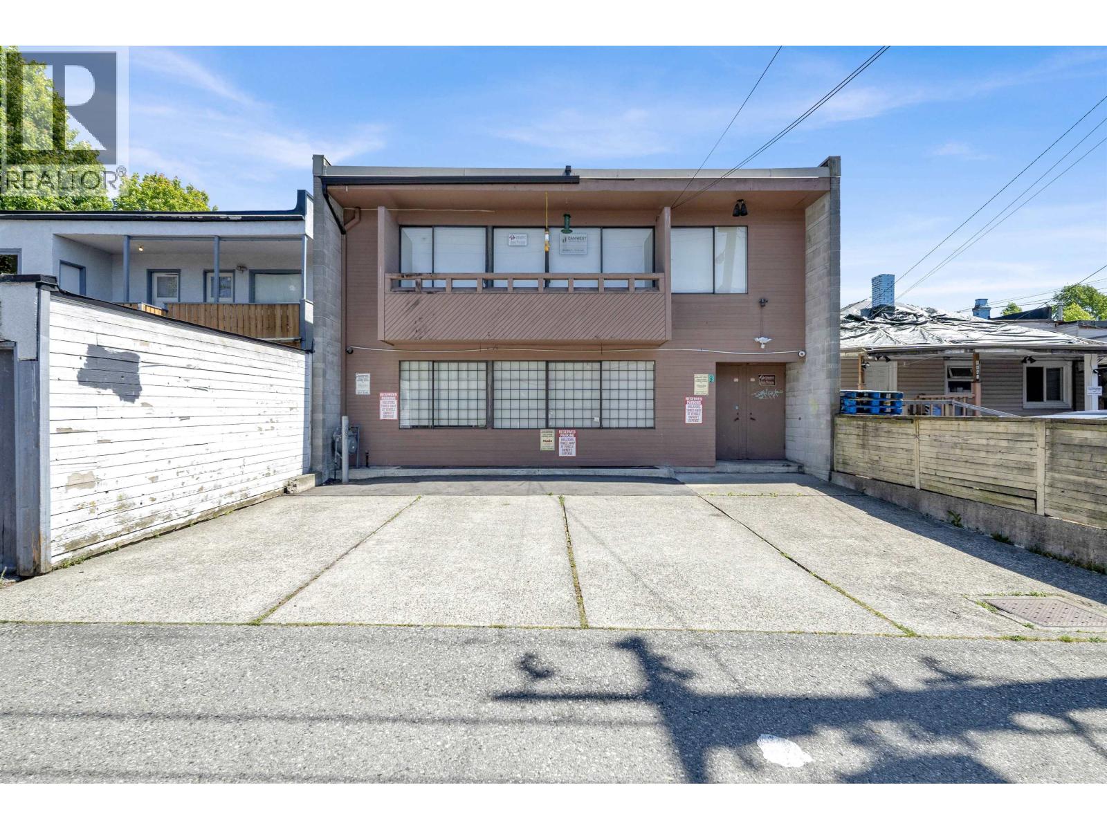 6625 Fraser Street Property Photo 15