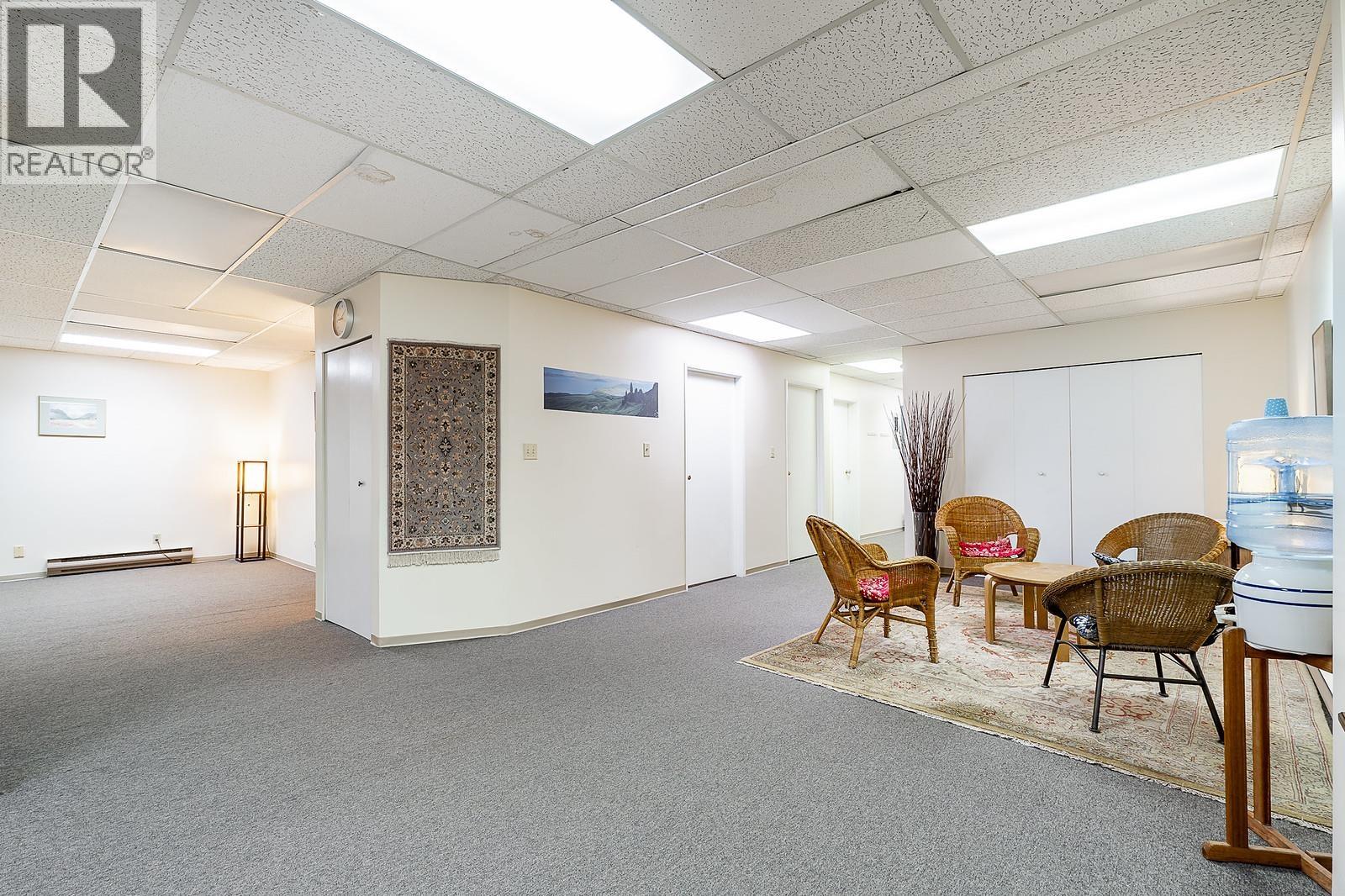 3263 Heather Street Property Photo 5