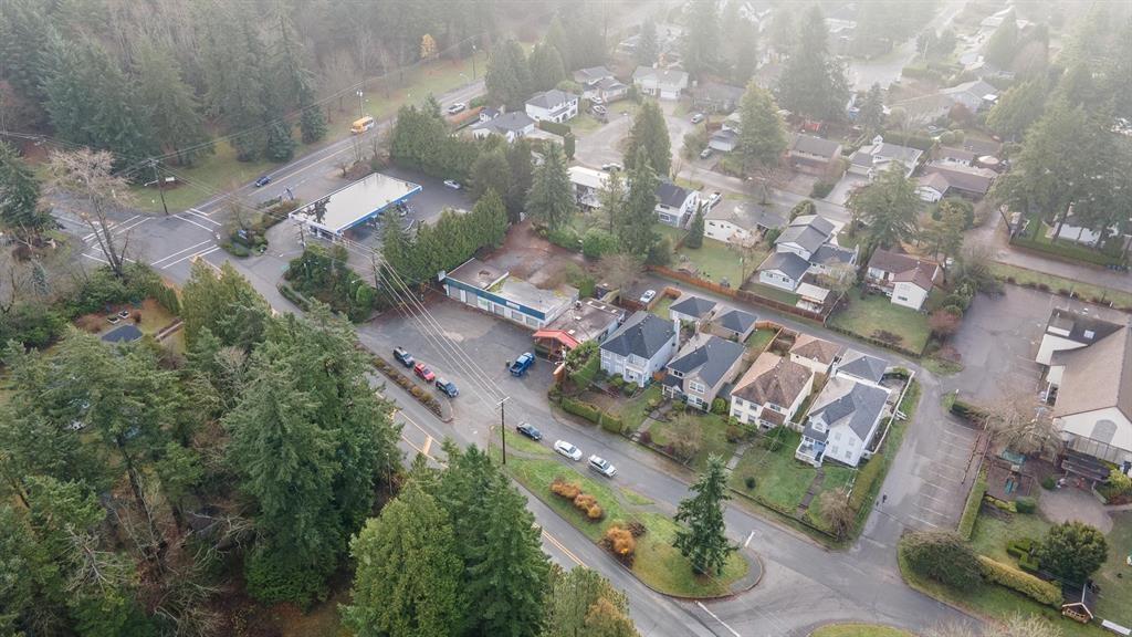 12758 28 Avenue Property Photo 6