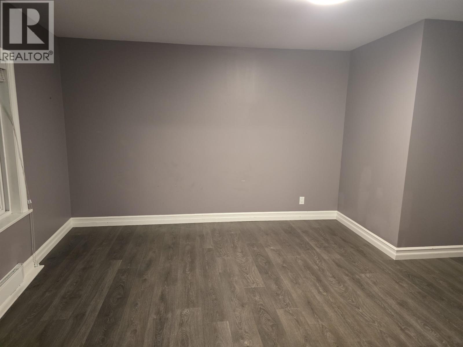 22504 Lougheed Highway Property Photo 3