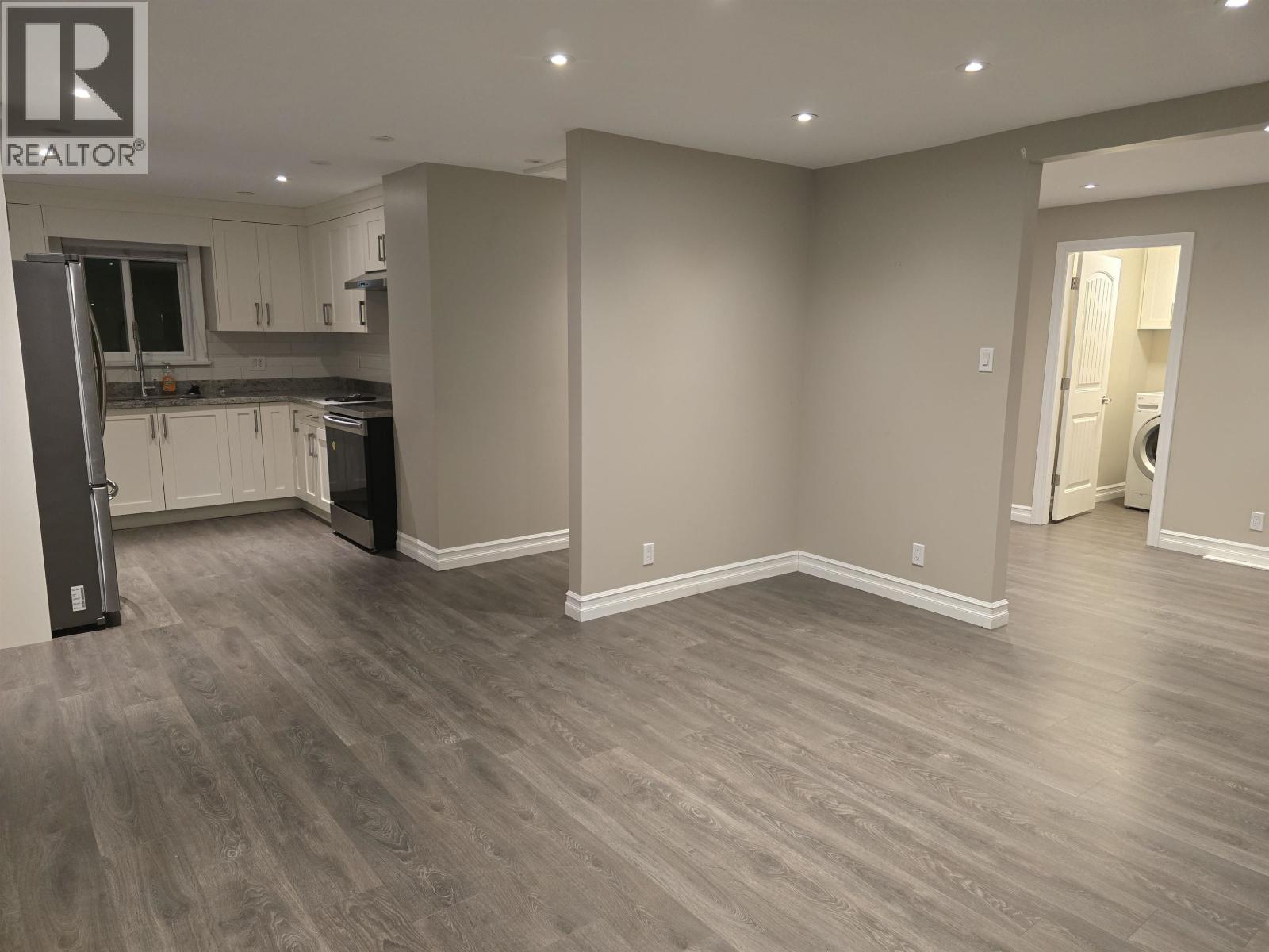 22504 Lougheed Highway Property Photo 14