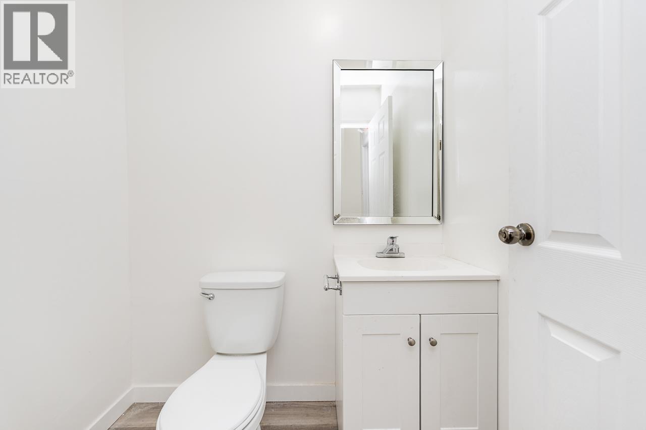 6 1770 Mclean Avenue Property Photo 7