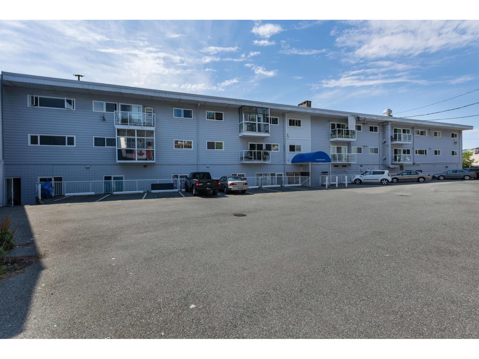 14881 Marine Drive Property Photo 7