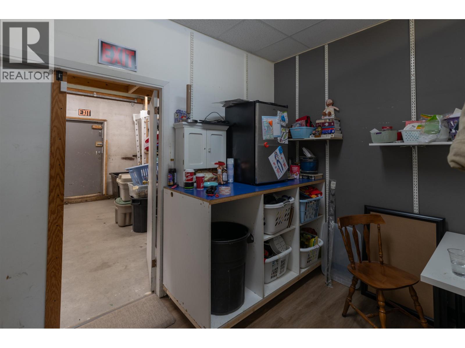 4552 Lakelse Avenue Property Photo 14