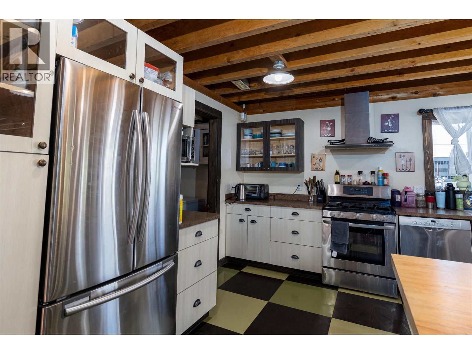 4552 Lakelse Avenue Property Photo 19