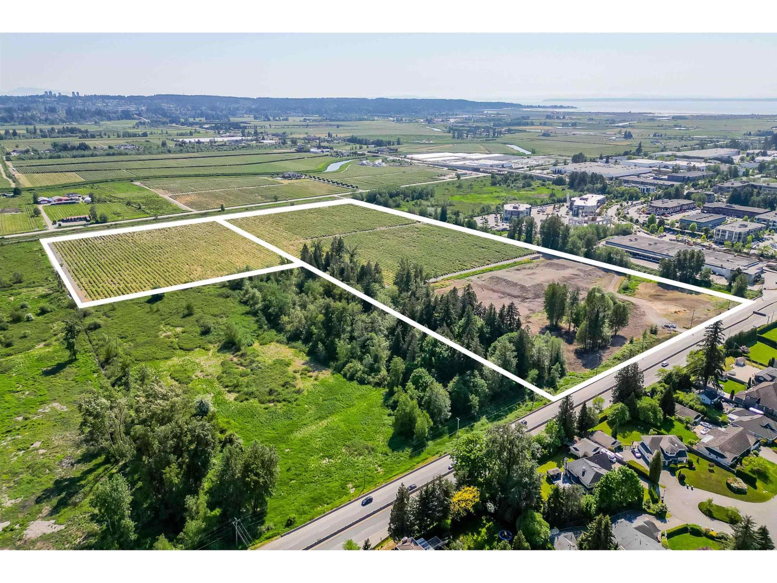 15448 56 Avenue Property Photo 3