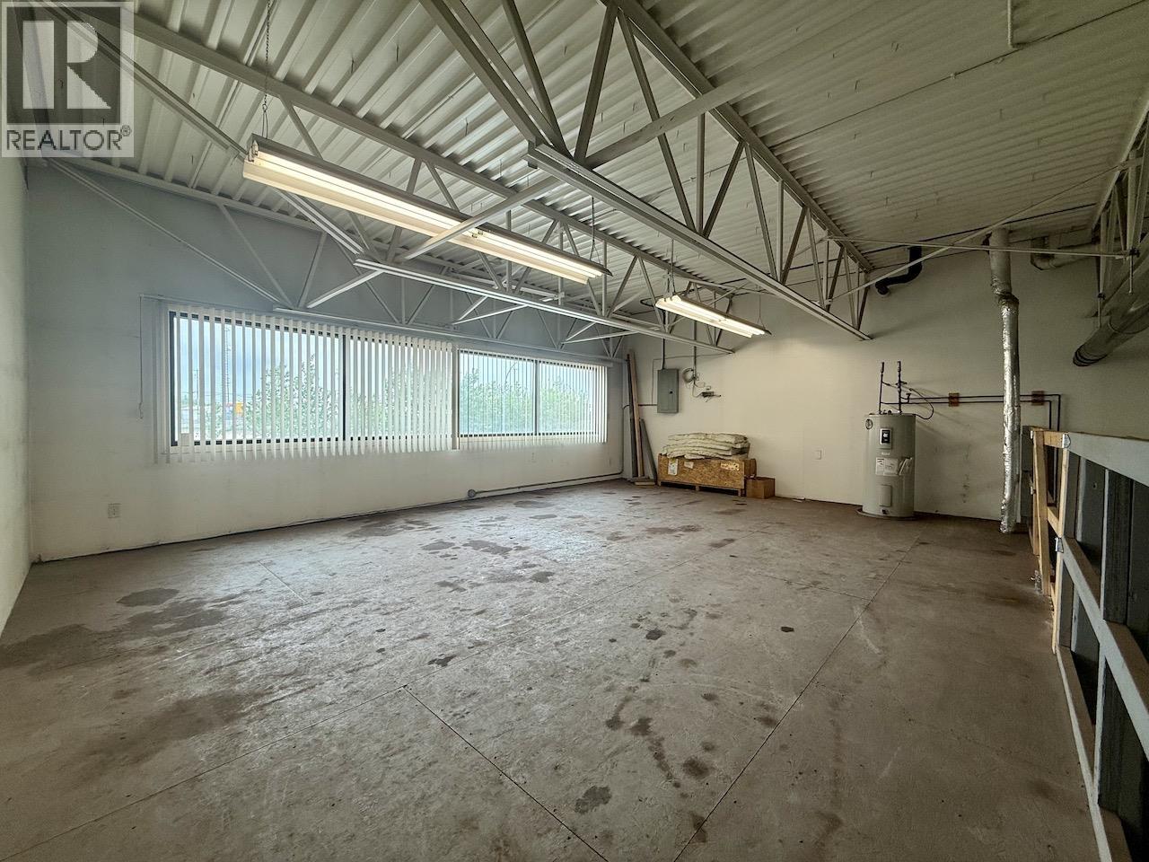 9626 Sikanni Road Property Photo 7
