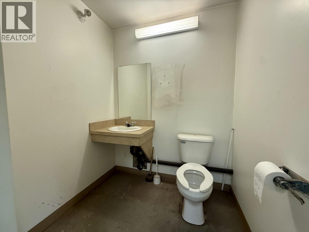 9626 Sikanni Road Property Photo 21