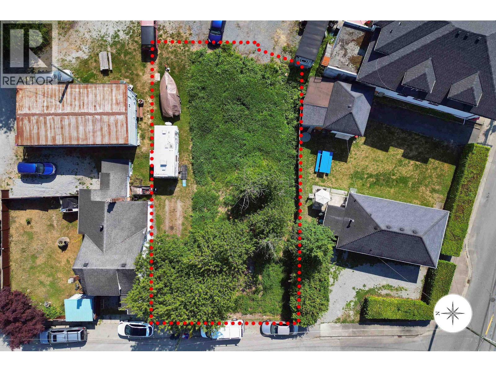 11230 206 Street Property Photo 2