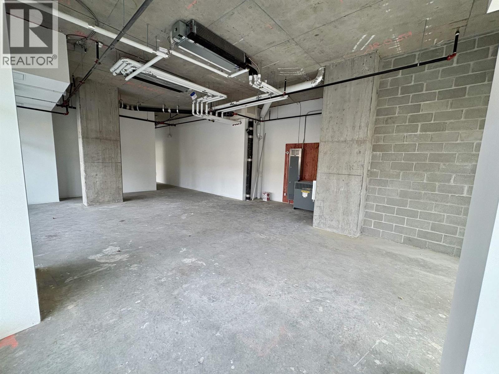 1030 Ridgeway Avenue Property Photo 4