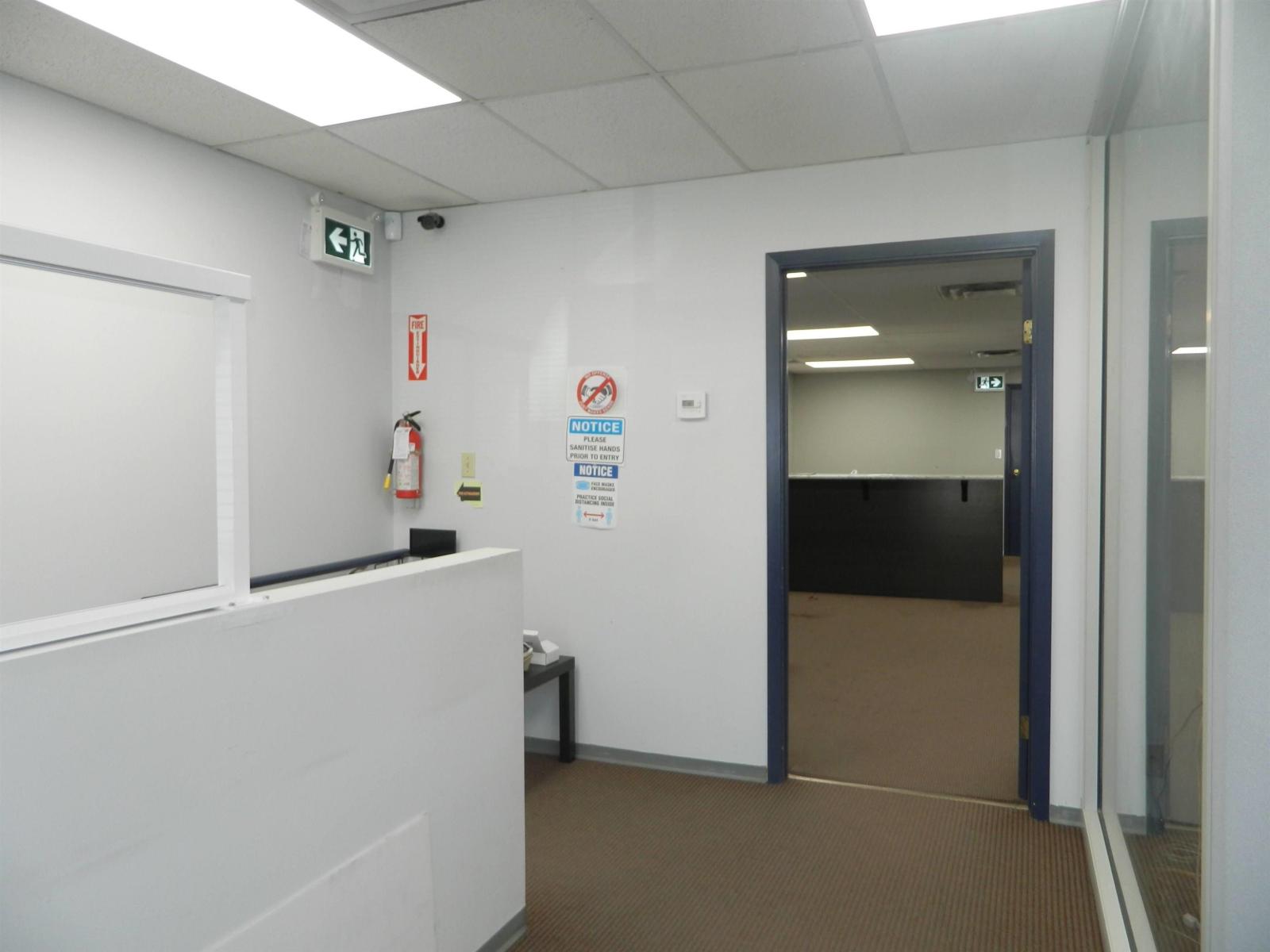 110 12414 82 Avenue Property Photo 2