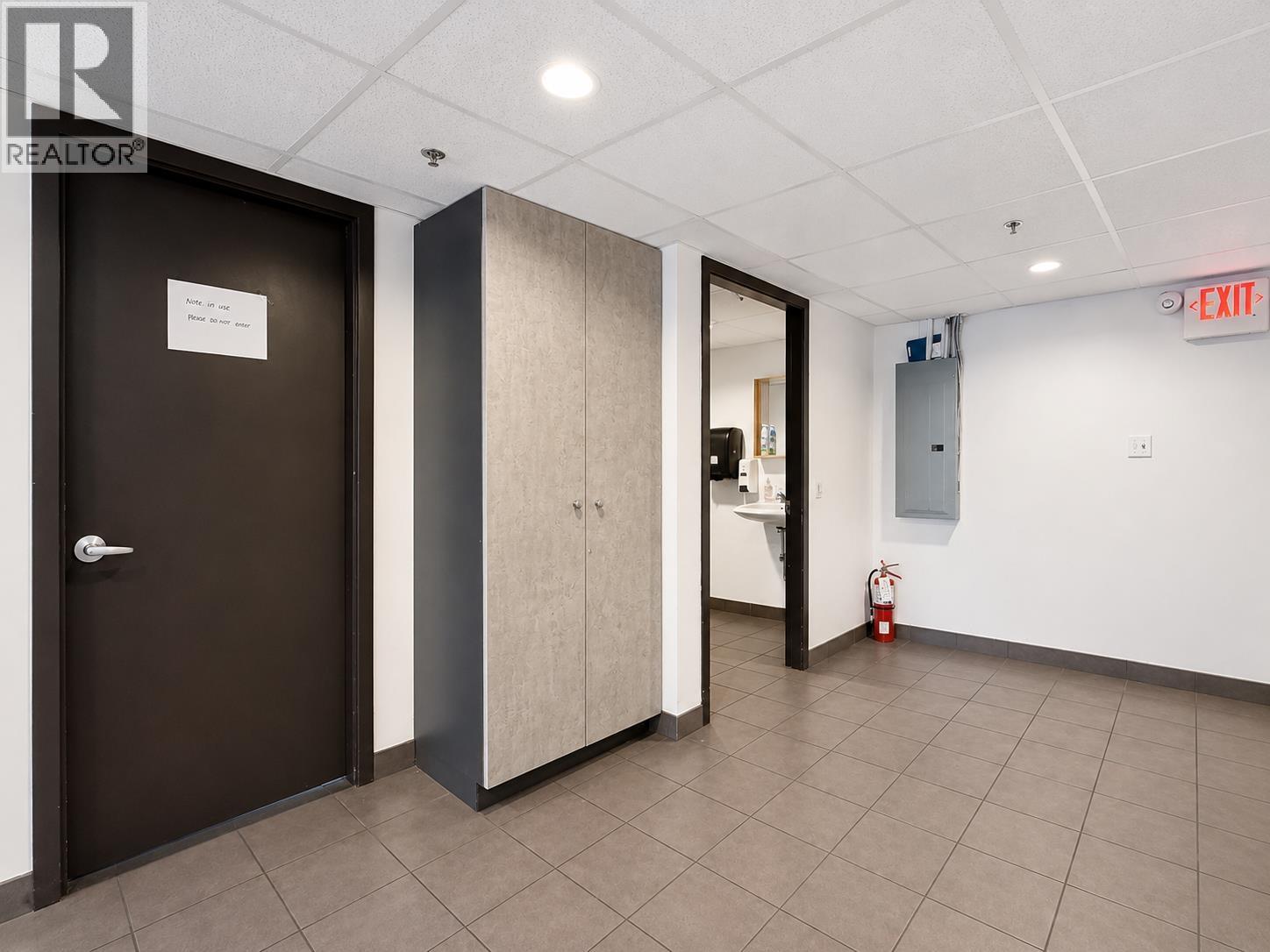 130 6068 No. 3 Road Property Photo 10