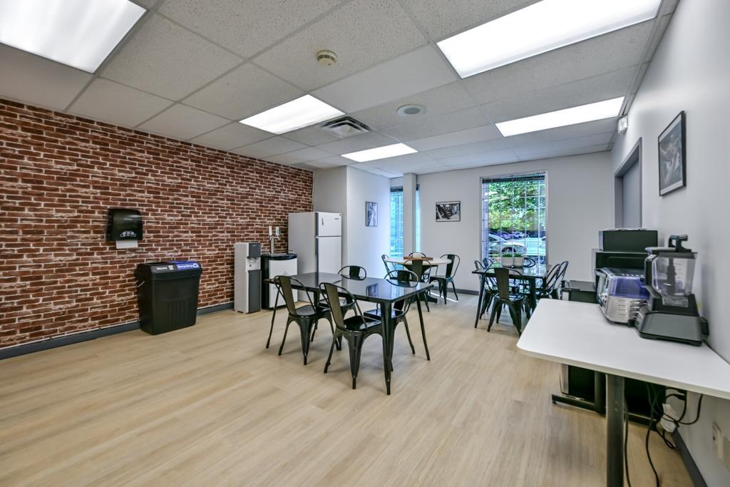 101 6554 176 Street Property Photo 11