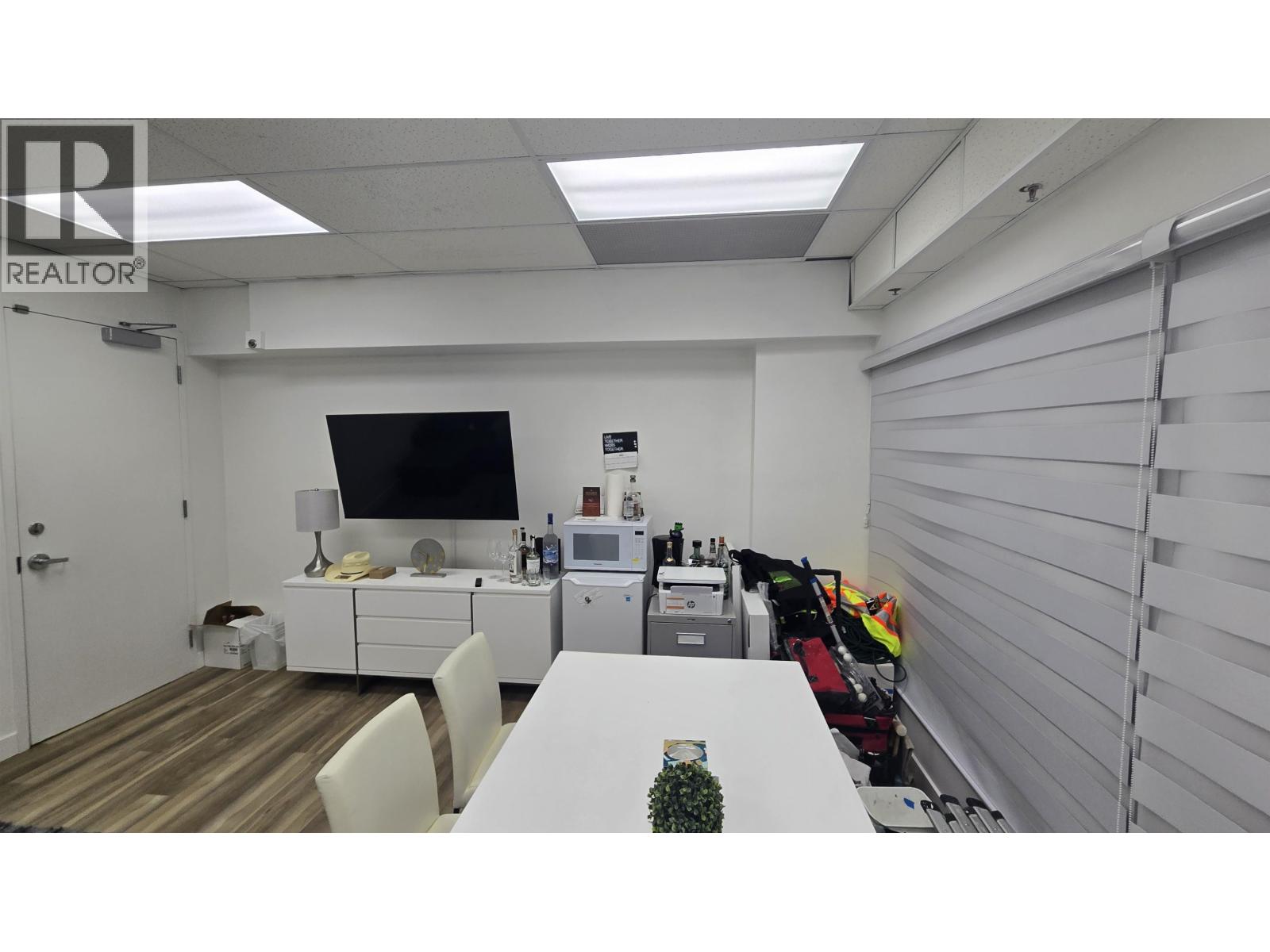 248 515 W Pender Street Property Photo 1