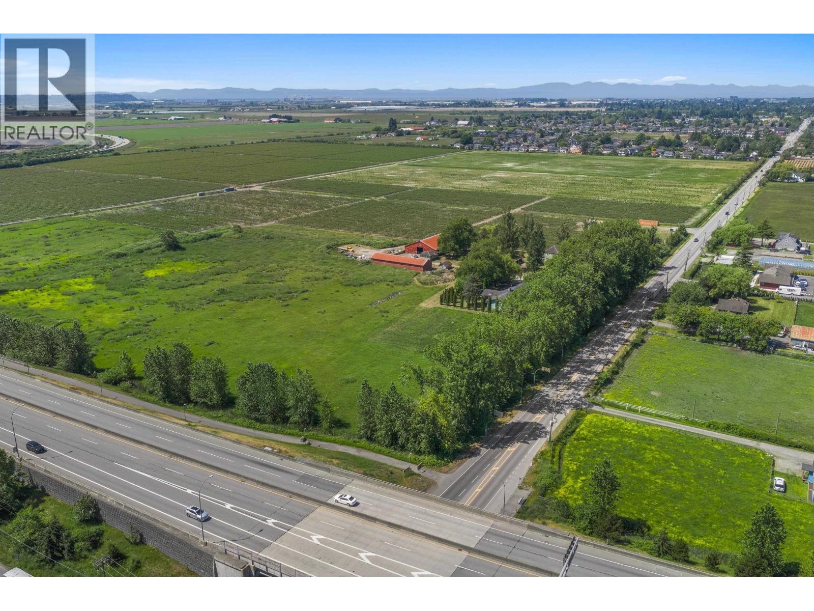 7064 Ladner Trunk Road Property Photo 4