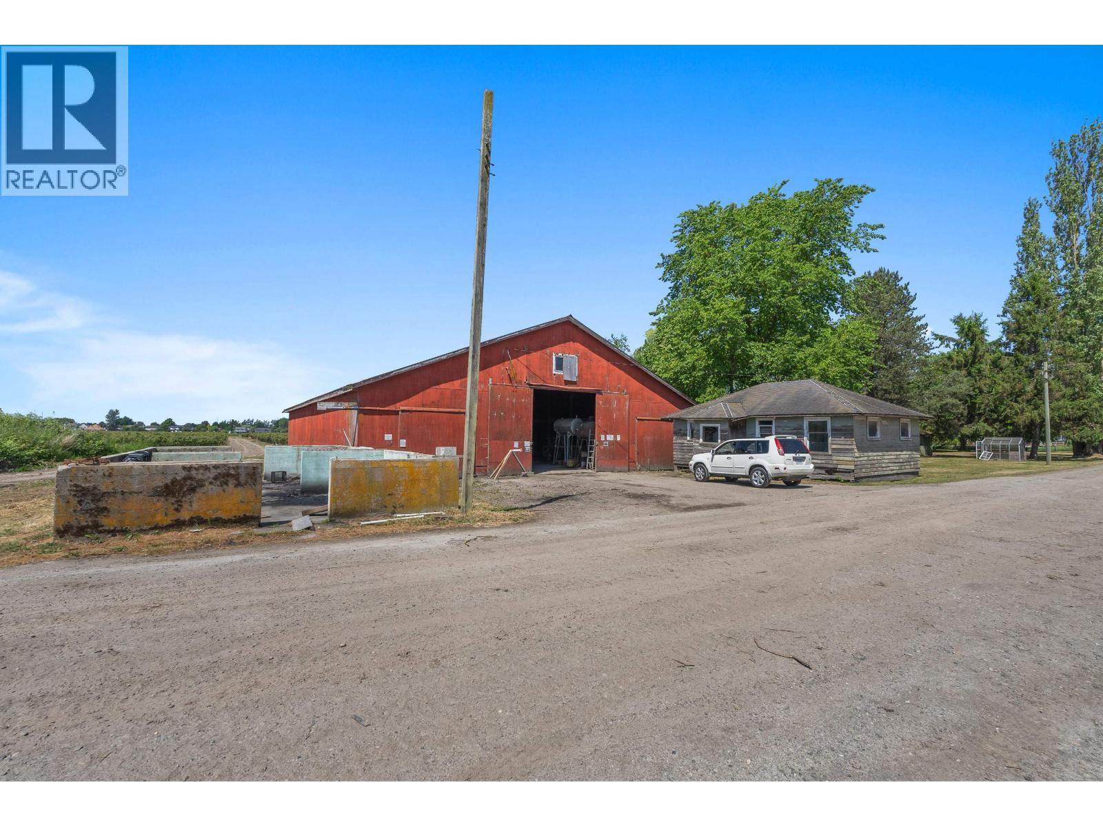7064 Ladner Trunk Road Property Photo 14