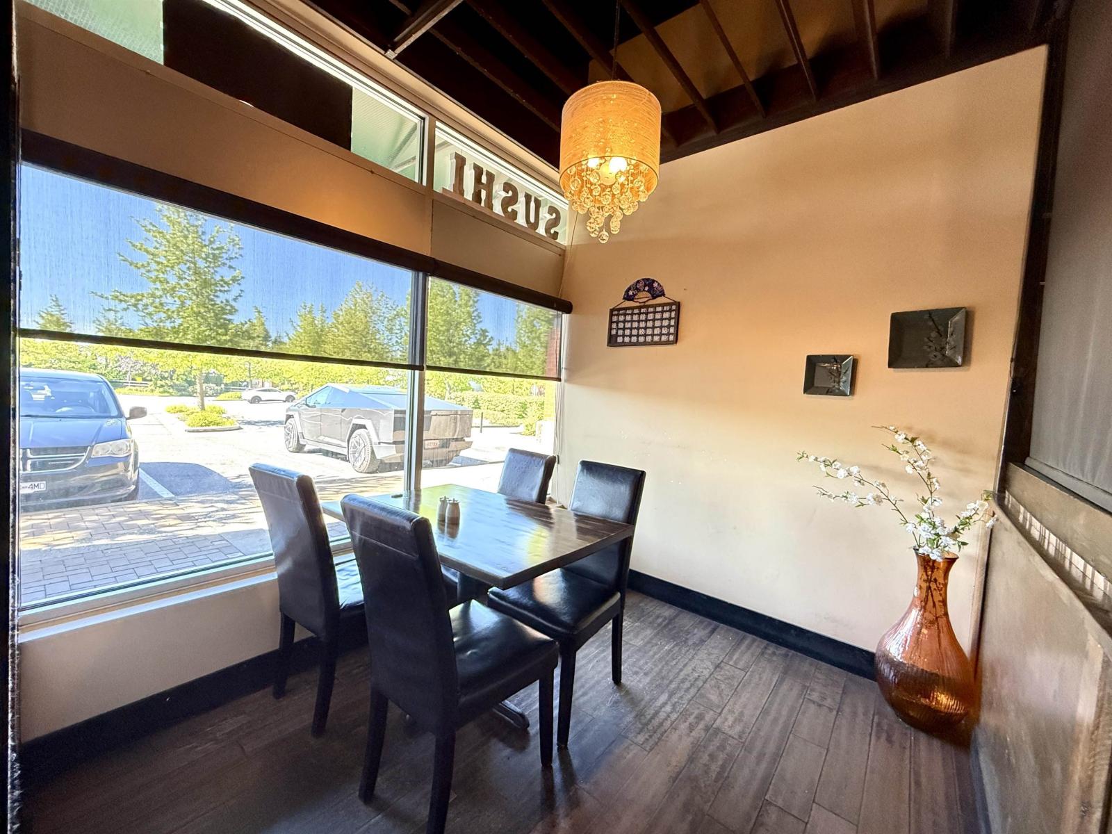 122 12101 72 Avenue Property Photo 2