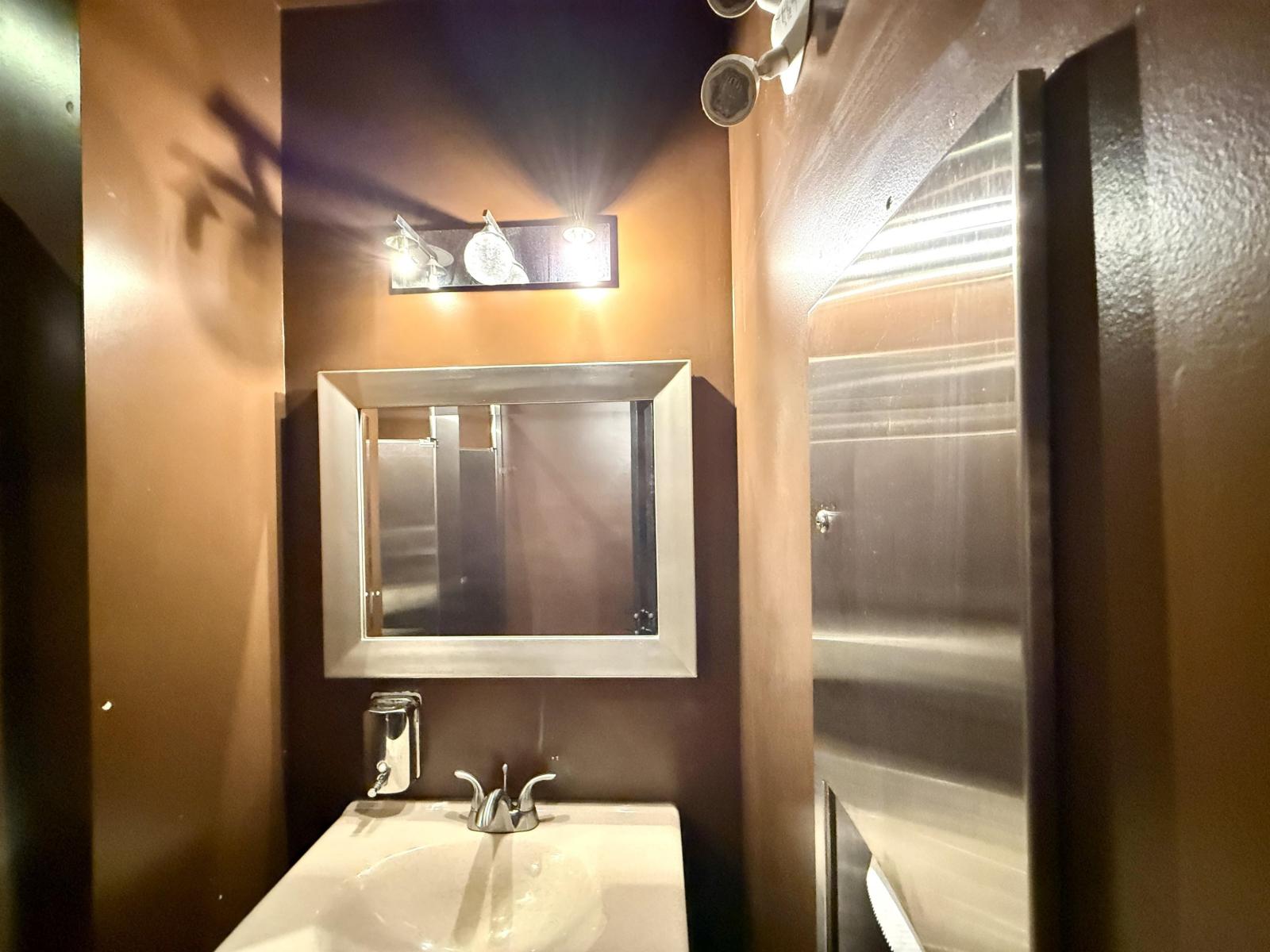 122 12101 72 Avenue Property Photo 7