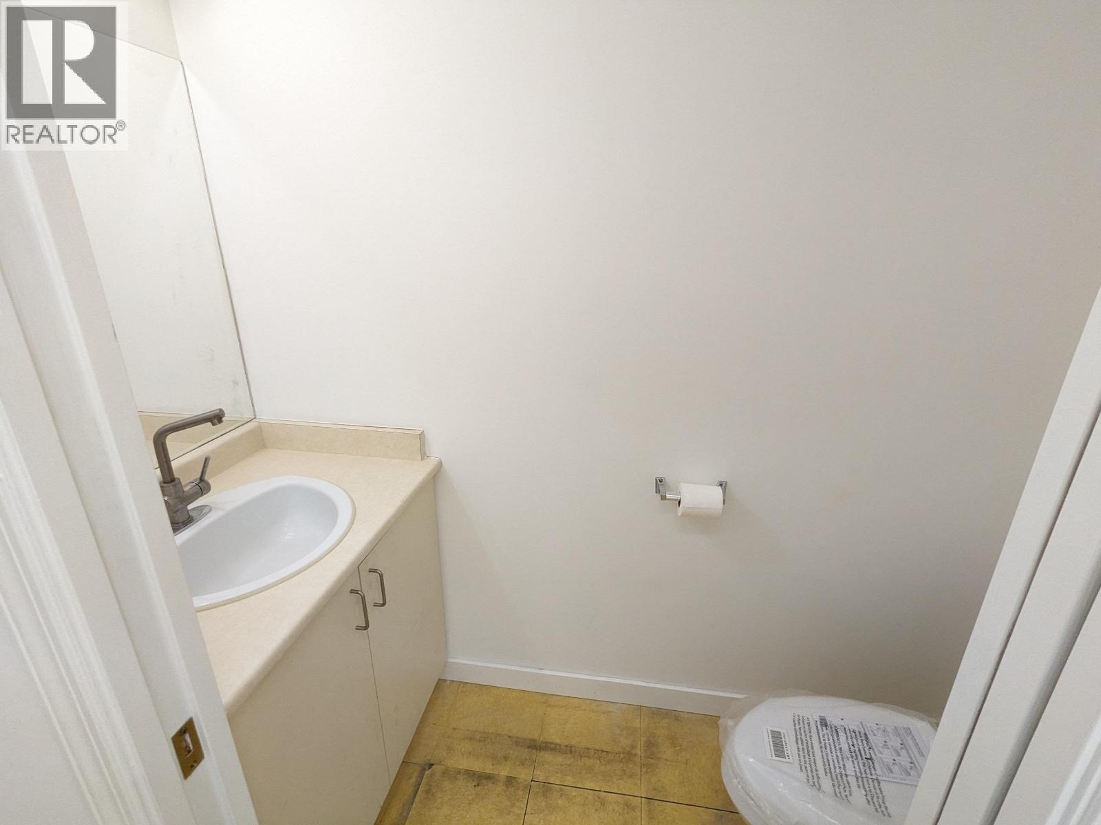 1135 8788 Mckim Way Property Photo 9