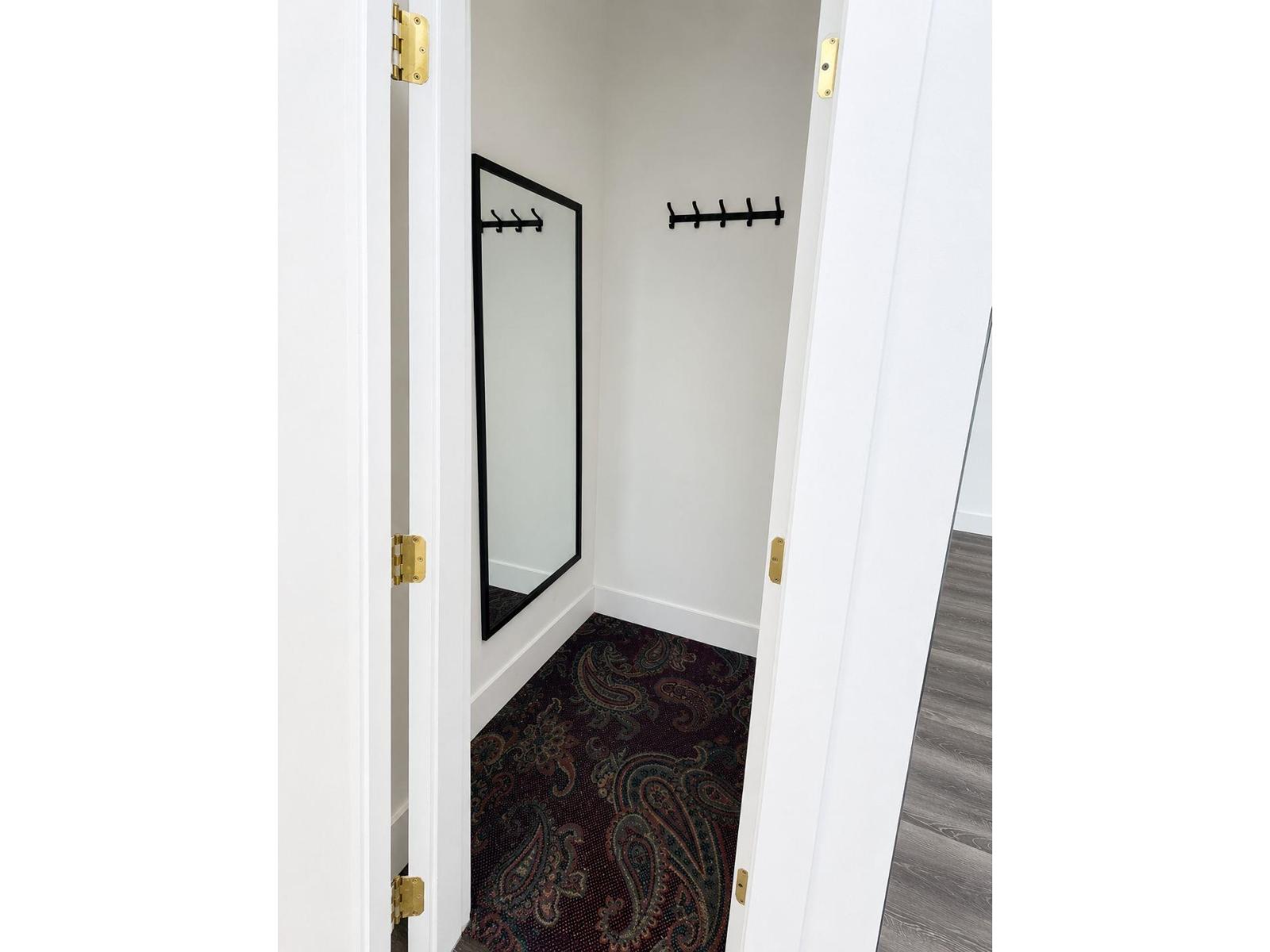 2 8388 128 Street Property Photo 3