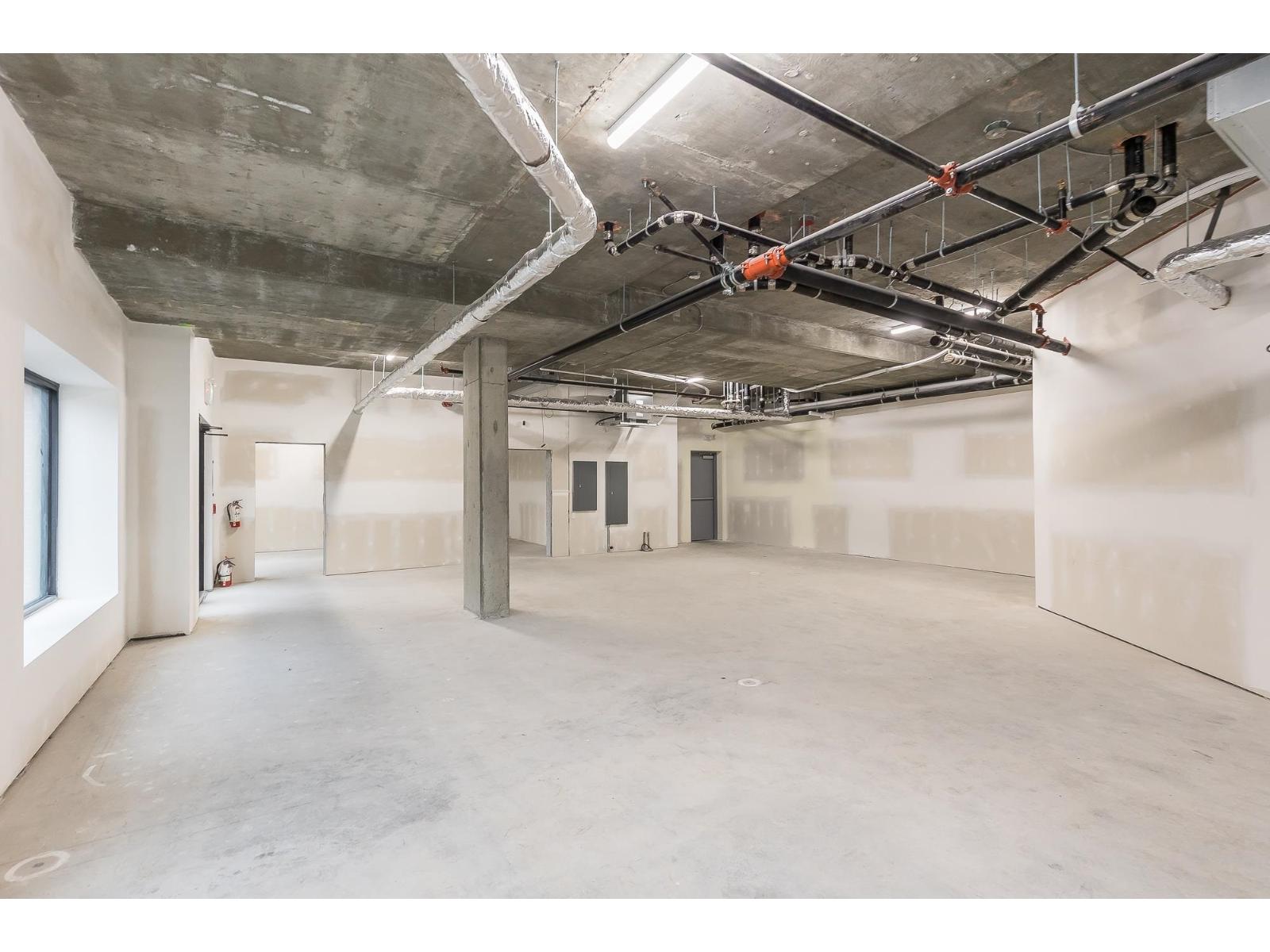 040 33816 South Fraser Way Property Photo 7
