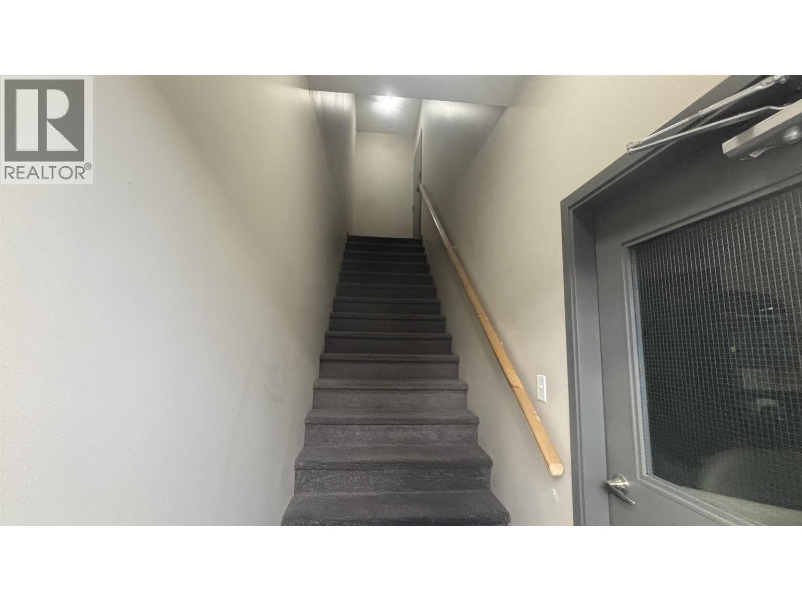A Upper 7156 Gilley Avenue Property Photo 13