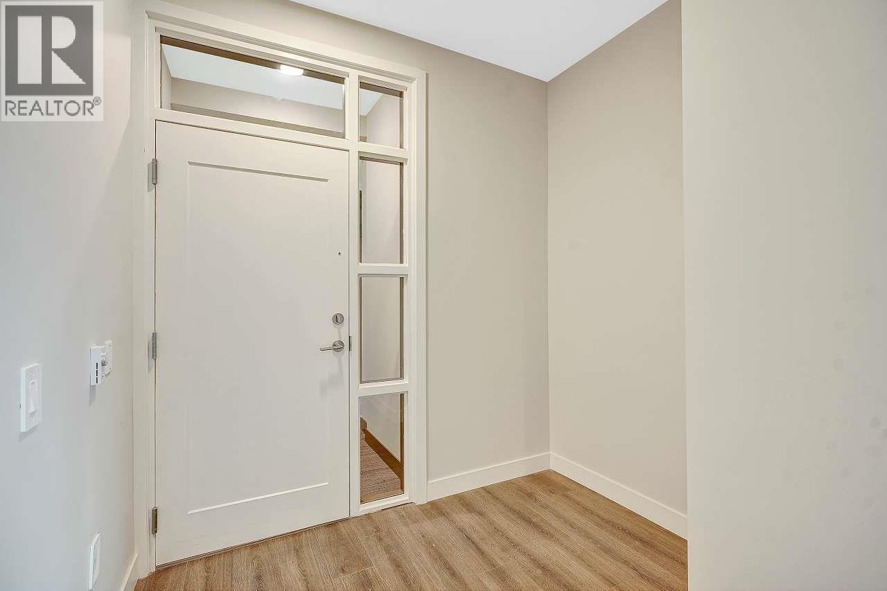 201 395 Ellesmere Avenue Property Photo 2