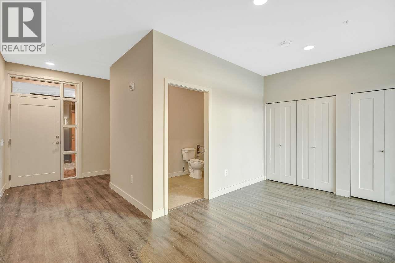 201 395 Ellesmere Avenue Property Photo 3