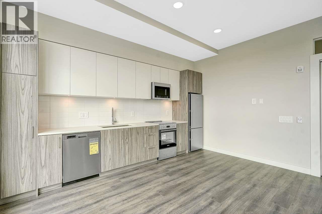 201 395 Ellesmere Avenue Property Photo 8