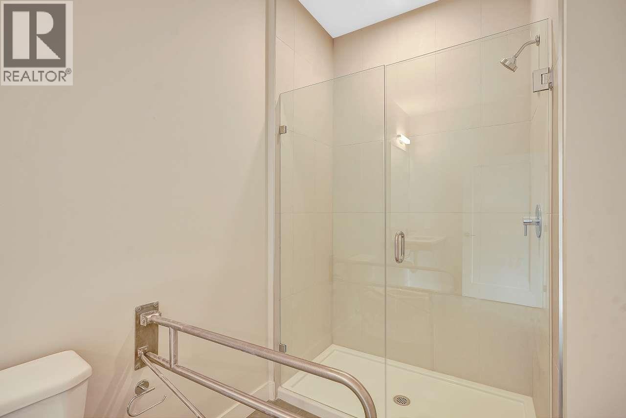201 395 Ellesmere Avenue Property Photo 25