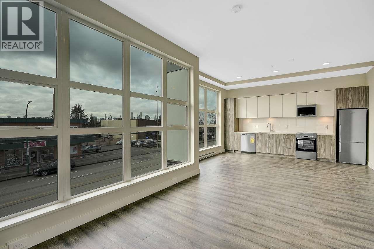 208 395 Ellesmere Avenue Property Photo 13