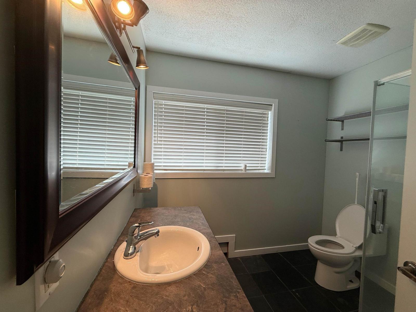 45897 Railway Avenue #b Property Photo 16