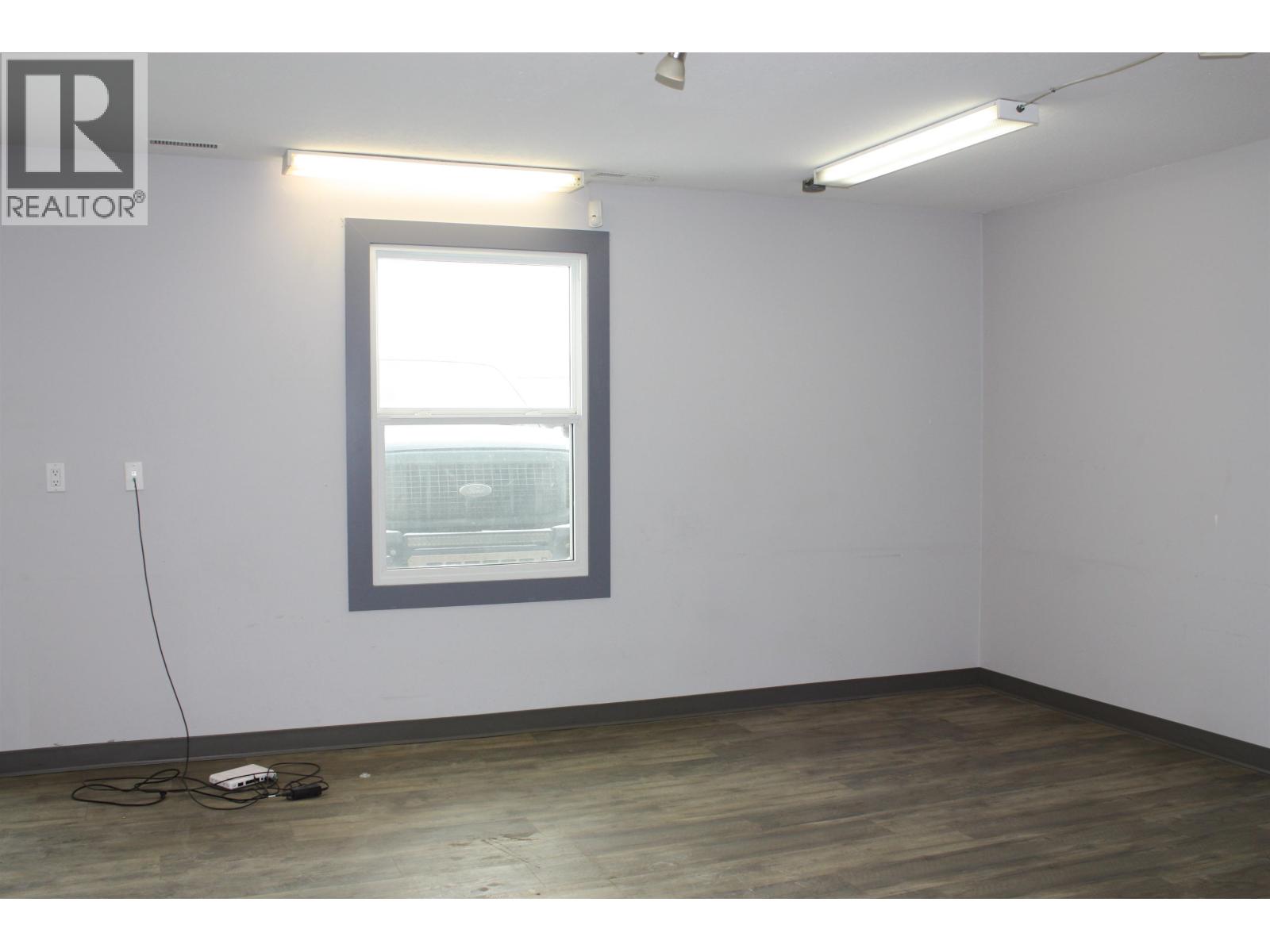 10004 94 Avenue Property Photo 20