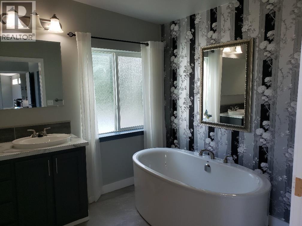 3886 Muller Avenue Property Photo 5