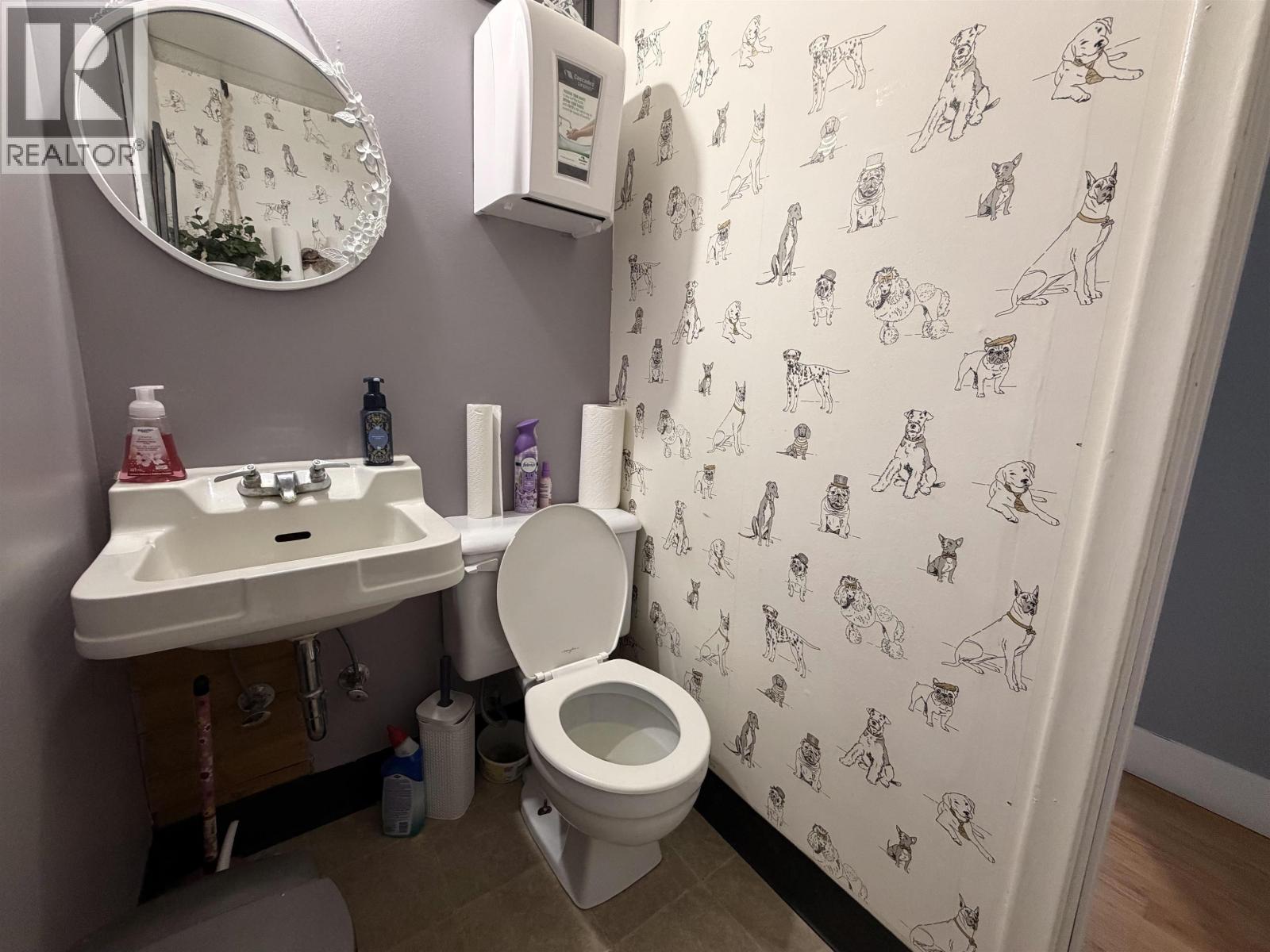 147 N First Avenue Property Photo 13