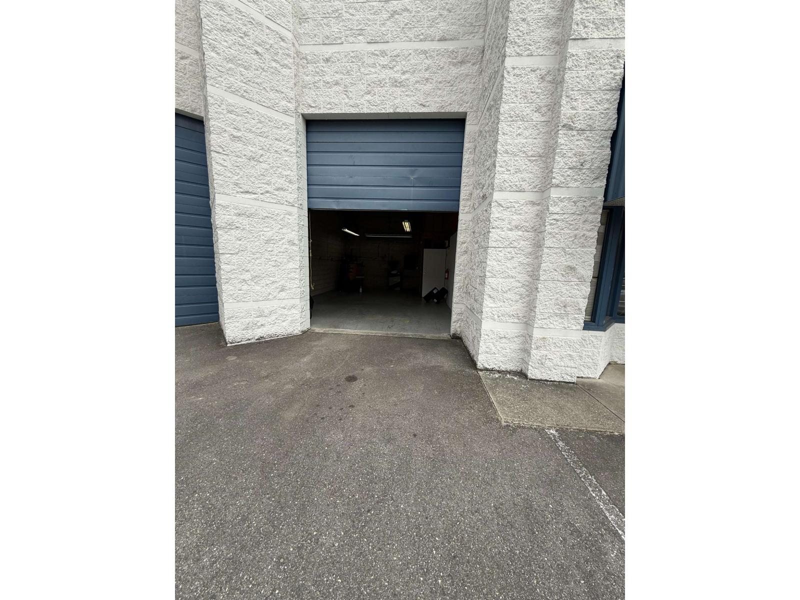 103 5967 206a Street Property Photo 2