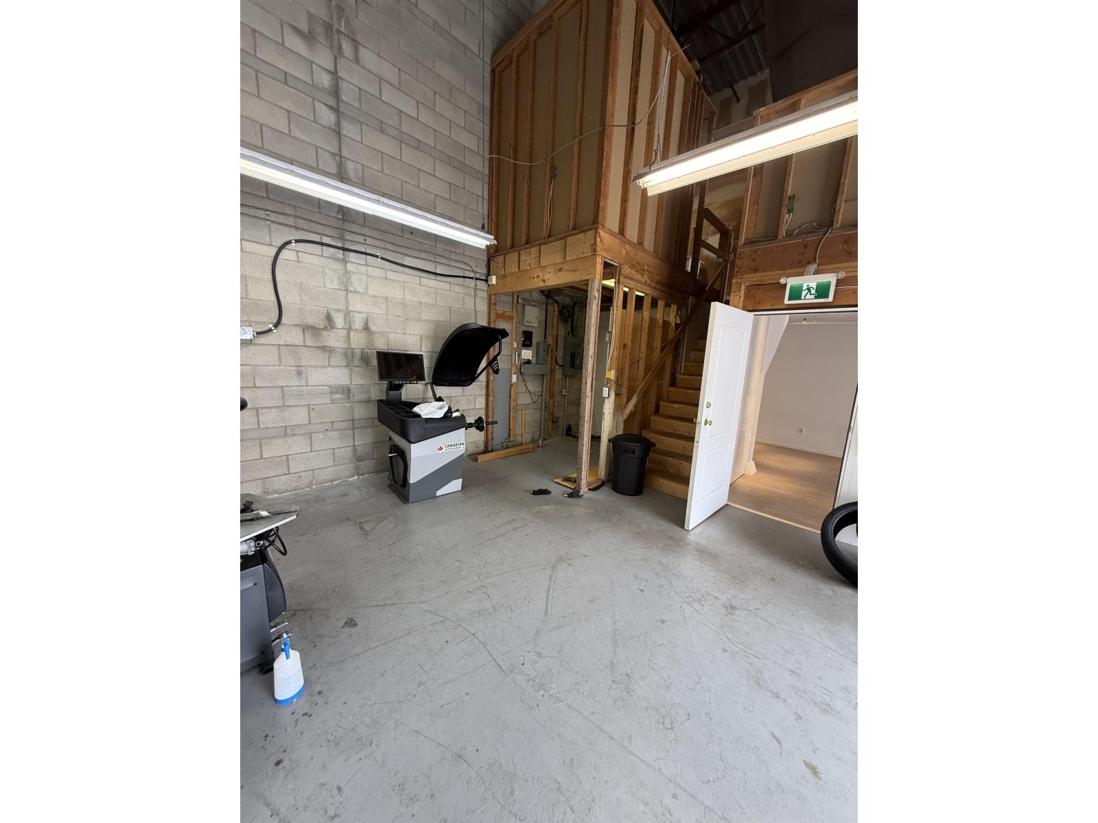 103 5967 206a Street Property Photo 5