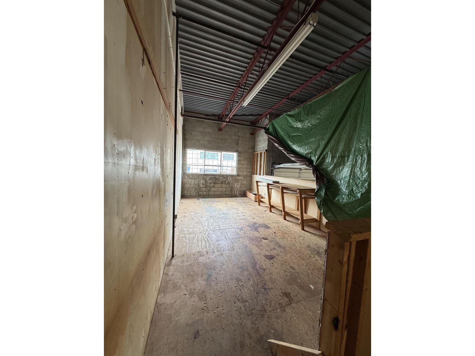 103 5967 206a Street Property Photo 10