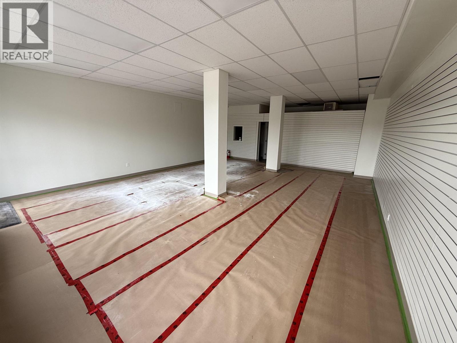 10108 100 Street Property Photo 3